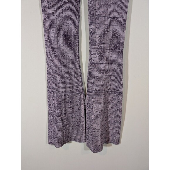 NWT Revolve Le Ore Women Rimini High-Rise Knit Flare Lilac Pants Sz S Boho Artsy - Picture 3 of 9